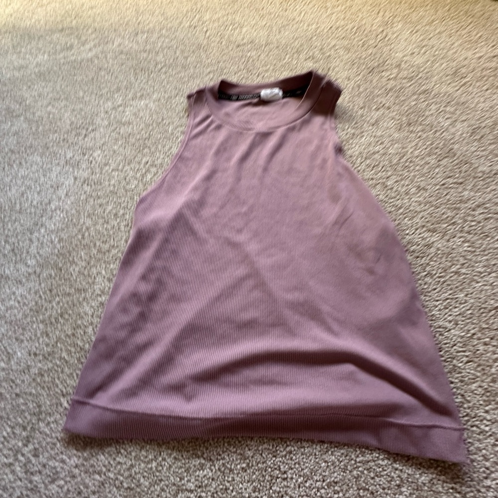 workout top